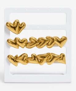 pendientes-dorados-de-corazones-brillantes