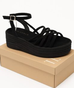 sandalias-de-plataforma-negras-con-tiras